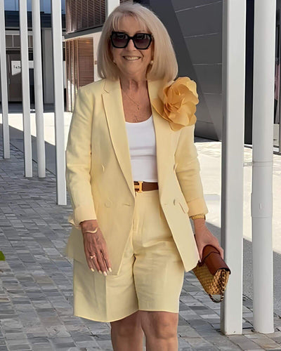 Laura | Elegant Summer Outfit