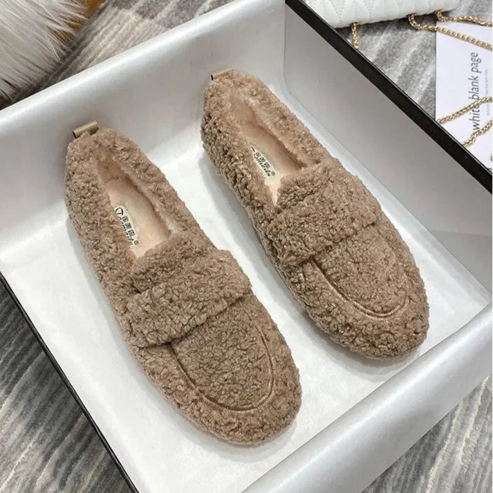 Solenne | Elegant Warm Slippers for Home