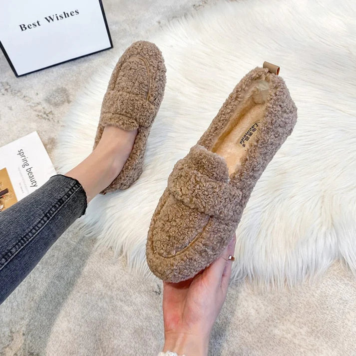 Solenne | Elegant Warm Slippers for Home